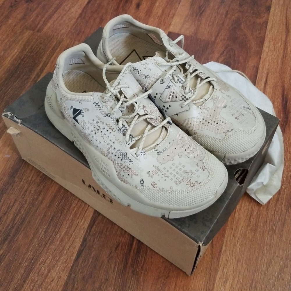 Lalo Grinder TEAM Desert size 9 fits like 8.5